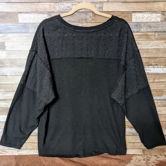 Terra & Sky Black W/Eyelet On Back & Sleeve Top - Picture 10 of 15